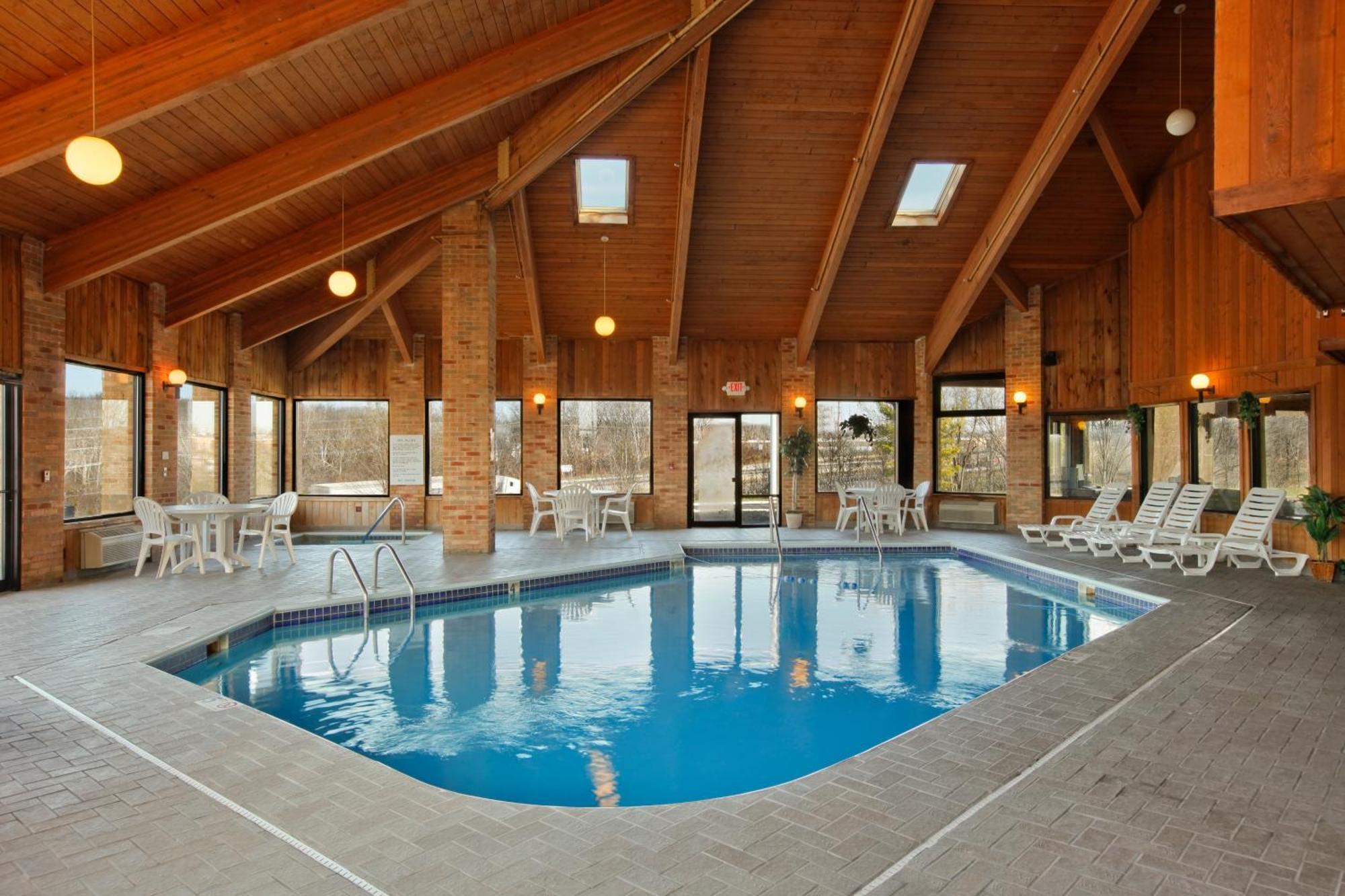 Baymont By Wyndham Warrenton Hotel Eksteriør billede