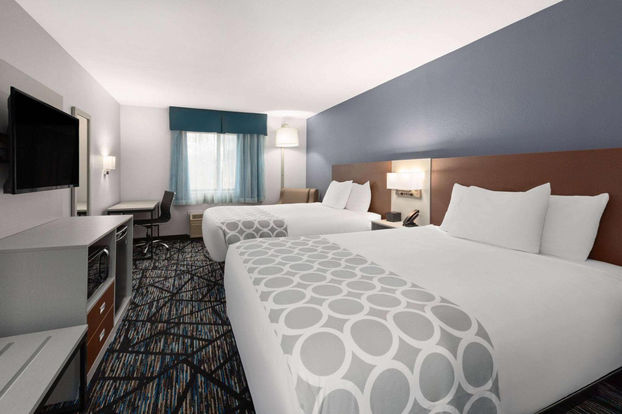 Baymont By Wyndham Warrenton Hotel Eksteriør billede