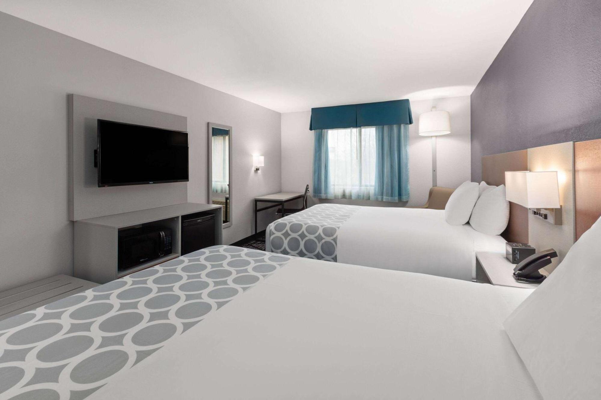 Baymont By Wyndham Warrenton Hotel Eksteriør billede