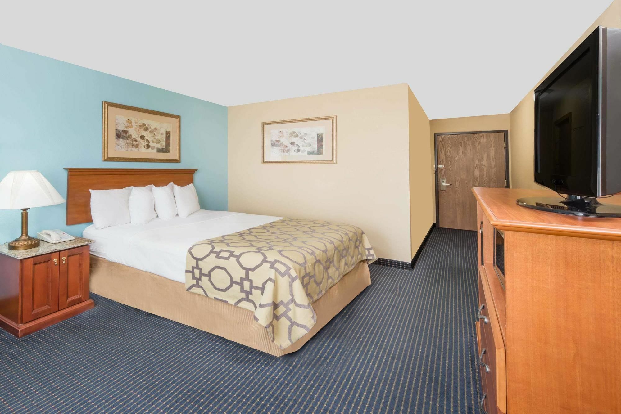 Baymont By Wyndham Warrenton Hotel Eksteriør billede